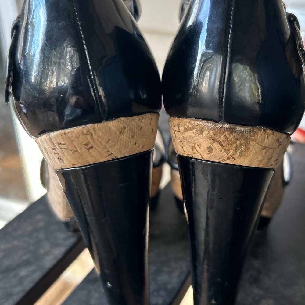 Prada heels - Picture 3 of 8